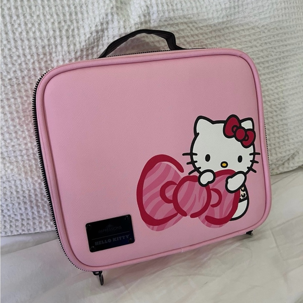 Hello Kitty Pink Makeup Case Impressions Vanity